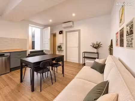 t2 meublé – 45 m² (56 m² au sol) – centre-ville bastia (secteur marché/quai des martyrs)