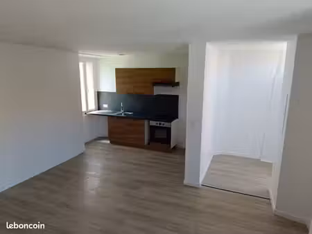 loue t2 duplex 50m2