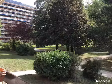 location t4 domaine barnave saint-egrève 91 m2