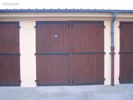 grand garage 19 5 m2  7min pieds gare  rue arènes