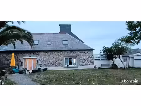 maison en pierre 100m2