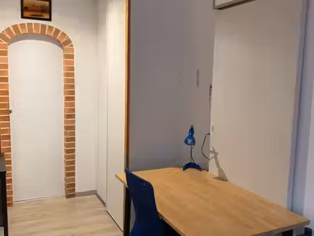 studette en maison individuelle