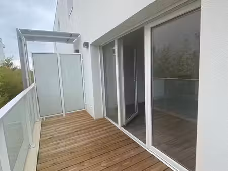 apparemment duplex à louer