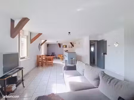 appartement 70 m2 centre ville de segré