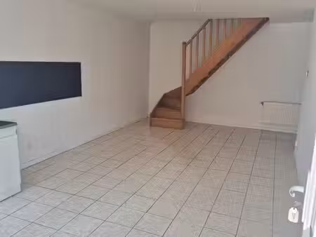 maison t3 garage et cour privative