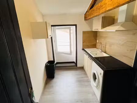 à louer – t1 meublé de 25 m² – centre-ville de cognac