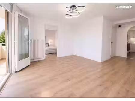 location  t3 60 m²