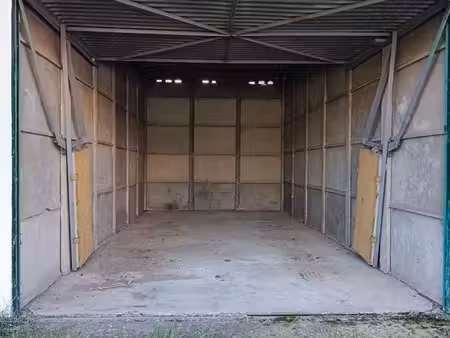 box garage 12 5m² stockage sécurisé béton le mans 72100