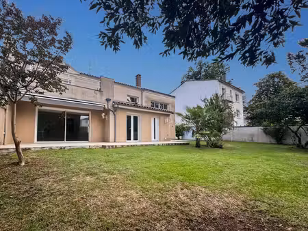 maison de ville à vendre