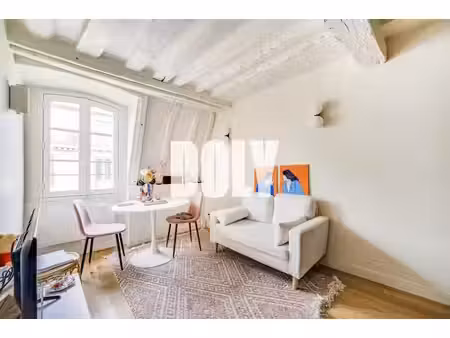 doly - appartement - rue de lille  75007