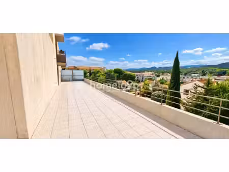 la seyne-sur-mer gai versant : t2 avec terrasse de 95 60 m² + parking