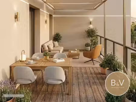 appartement 5 pièces de 90 m² avec terrasse de 22 m²  gare et commerces à pied