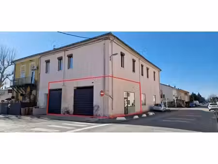 local commercial de 133 m2 avec mezzanine vendu loué au coe