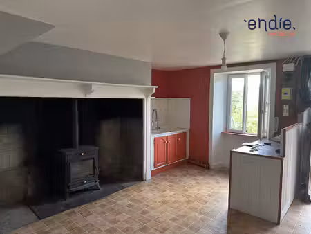 maison de campagne avec grange à rénover à fort potentiel