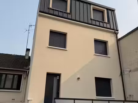 maison 160 m² avec jardin privatif et parking - à 600m du rer a et proche bois de vincenne