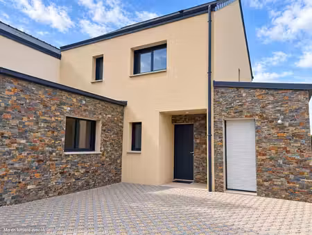 maison saint pere marc en poulet 132 m2  4 chambres