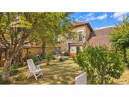 charmante maison 4 pièces avec jardin et garage