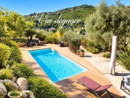 villa de luxe à vendre dans le quartier centre ouest