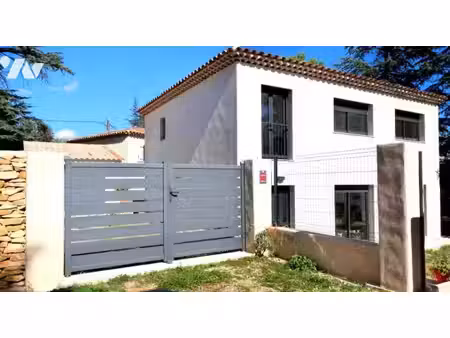 maison de luxe à vendre à saint-maximin-la-sainte-baume