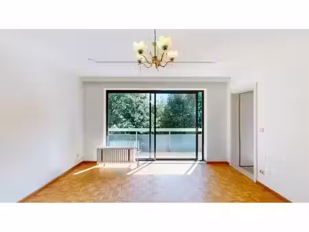 appartement à louer à avenue des anciens combattants 91 evere (rbx16589)