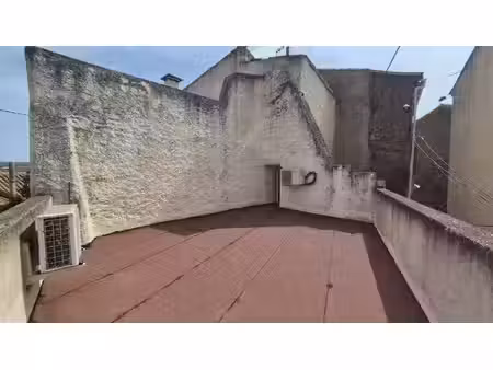 maison avec terrasses  garage et parking
