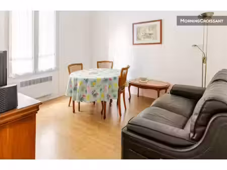 pied à terre pratique