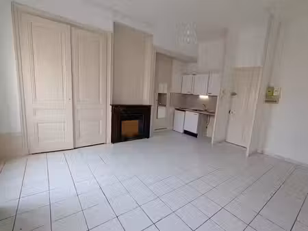 location appartement 1 pièce 29 m² à lyon 3ème (69003)  nan €