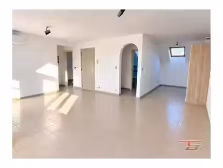 appartement à louer à rue campagne 85a melen (vbe79168)
