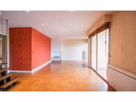 rodez t4 duplex avec terrasse et loggia