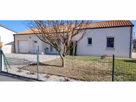 maison à vendre 6 pièces brion pres thouet (79)