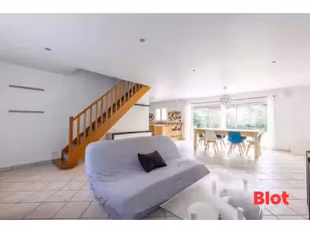 a vendre en exclusivite chez blot immobilier bruz-maison 5ch 137m²-1500m² de terrain clos