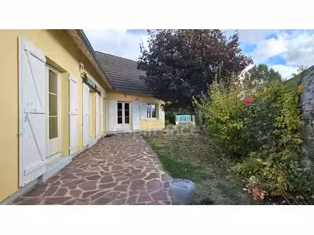 a vendre maison individuelle de 5 pièces à fort potentiel