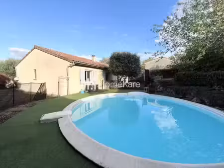 villa au calme centre caraman