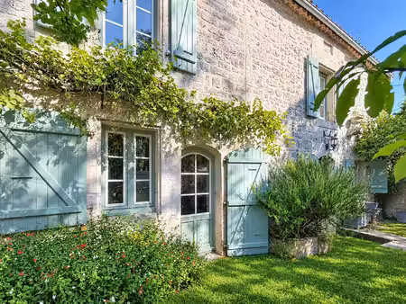 coup de coeur en charente ! charmante maison en pierres avec