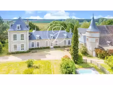 vente demeure d'exception piscine à bourges (18000) : à vendre piscine / 450m² bourges