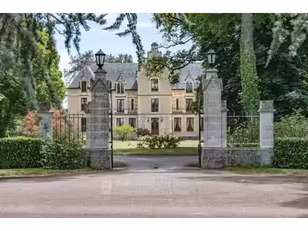vente demeure d'exception piscine à sancoins (18600) : à vendre piscine / 5000m² sancoins