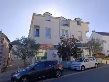 location bureaux et commerces à basse-goulaine (44115) : à louer / 62m² basse-goulaine