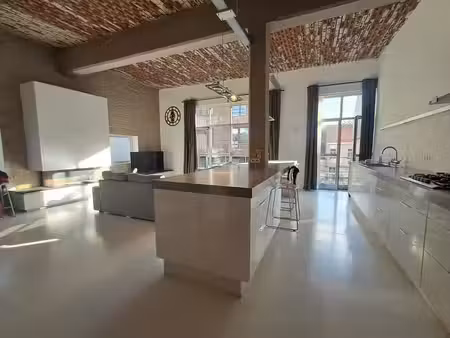 loft de caractère avec 3 chambres au cœur de merchtem