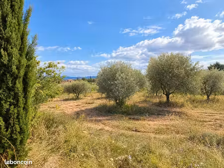 terrain 1 200 m² saint maximin la sainte baume