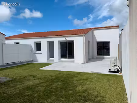 maison trois chambres