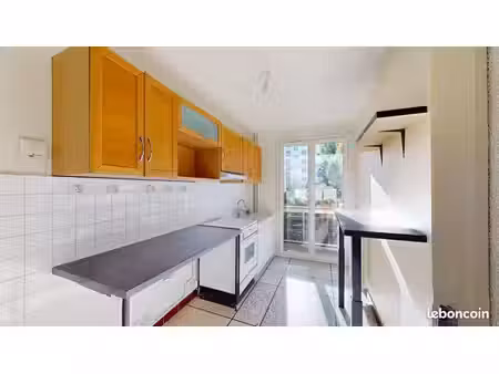 appartement 2 pièces 65 m²