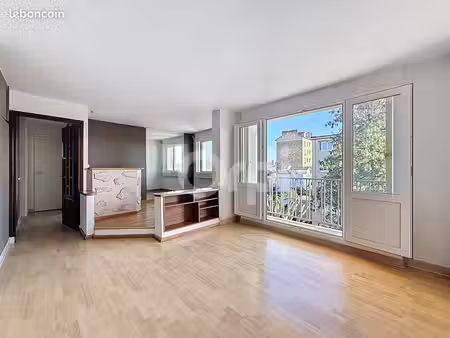 appartement 2 pièces 52 m²
