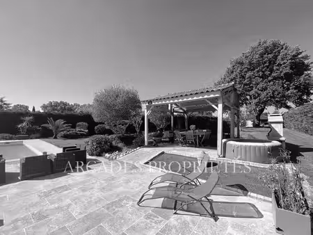 vente maison piscine à ambarès-et-lagrave (33440) : à vendre piscine / 2900m² ambarès-et-l