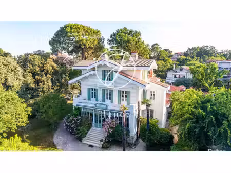vente maison à arcachon (33120) : à vendre / 300m² arcachon