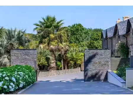 location maison piscine à baden (56870) : à louer piscine / 548m² baden