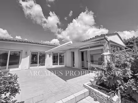 vente maison à bouliac (33270) : à vendre / 1244m² bouliac