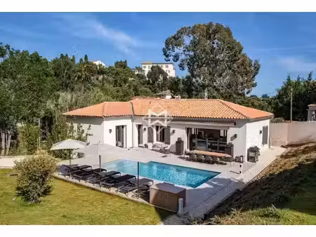 location maison piscine à la croix-valmer (83420) : à louer piscine / 320m² la croix-valme