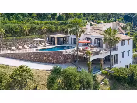 location maison bord de mer à théoule-sur-mer (06590) : à louer bord de mer / 290m² théoul