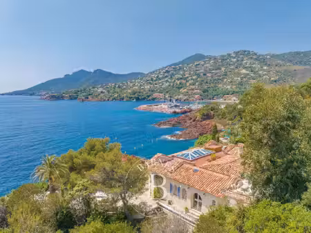 location maison piscine à théoule-sur-mer (06590) : à louer piscine / 300m² théoule-sur-me