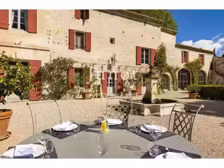 location maison piscine à arles (13104) : à louer piscine / 1000m² arles